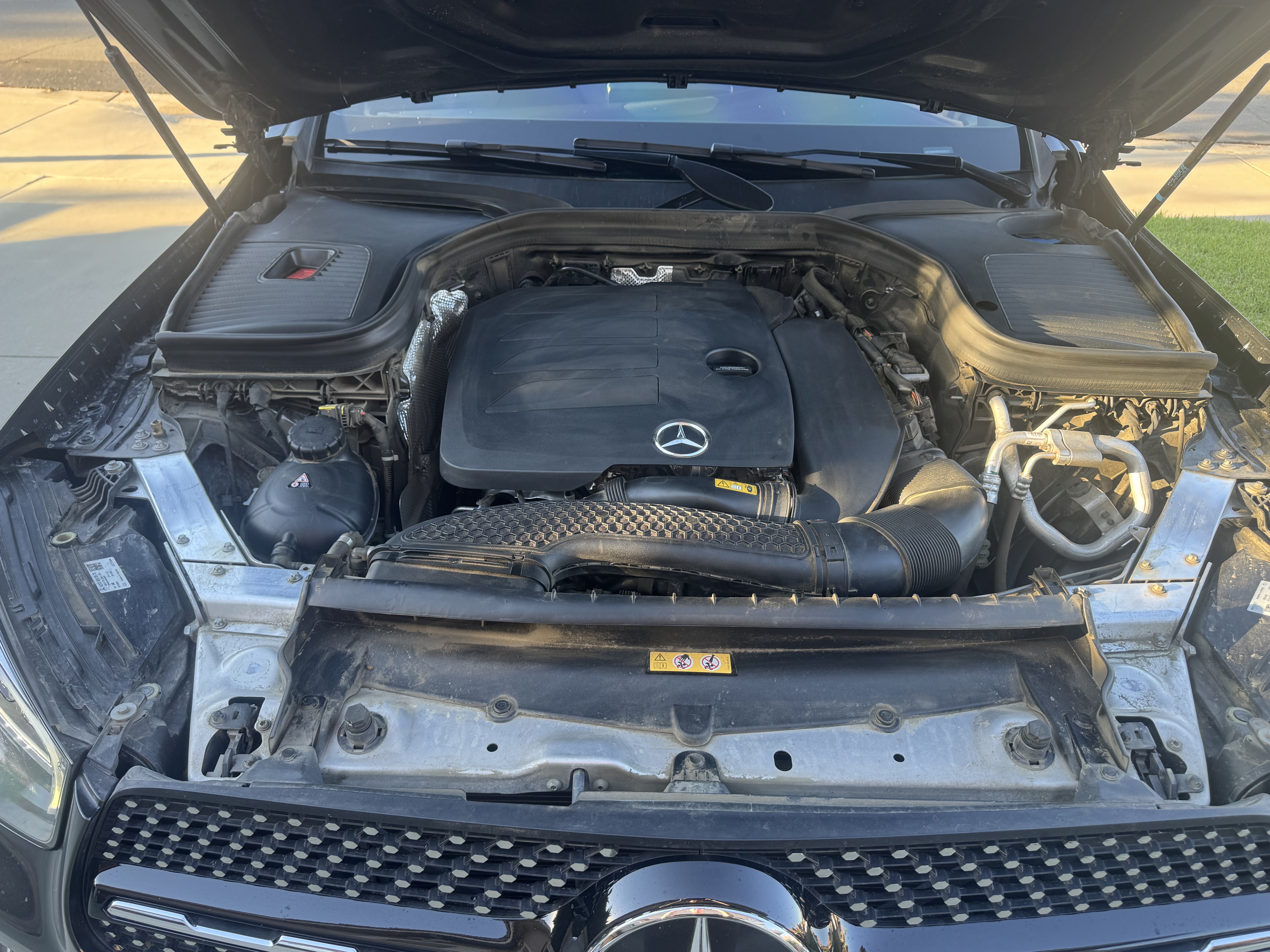 Used 2022 Mercedes-Benz GLC 300 image 12