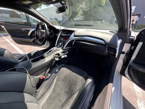 Used 2020 Acura NSX image 20