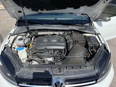 Used 2016 Volkswagen Golf R 4-Door AWD/4WD image 26