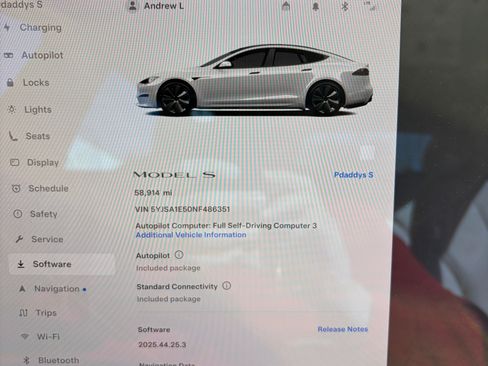 Used 2022 Tesla Model S Standard Range image 11