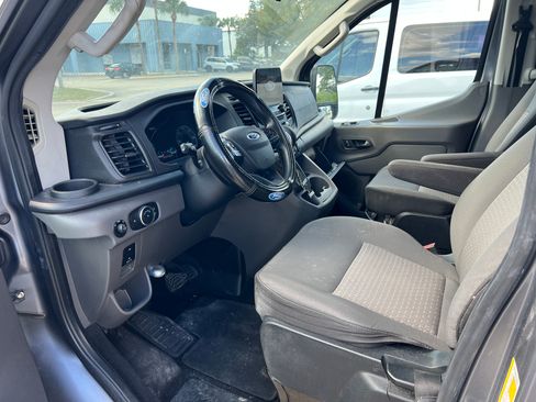 Used 2021 Ford Transit 350 XLT image 12