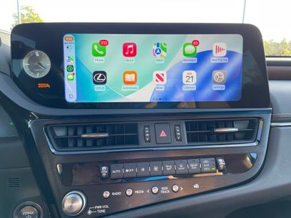 Used 2023 Lexus ES 300h w/ Premium Package