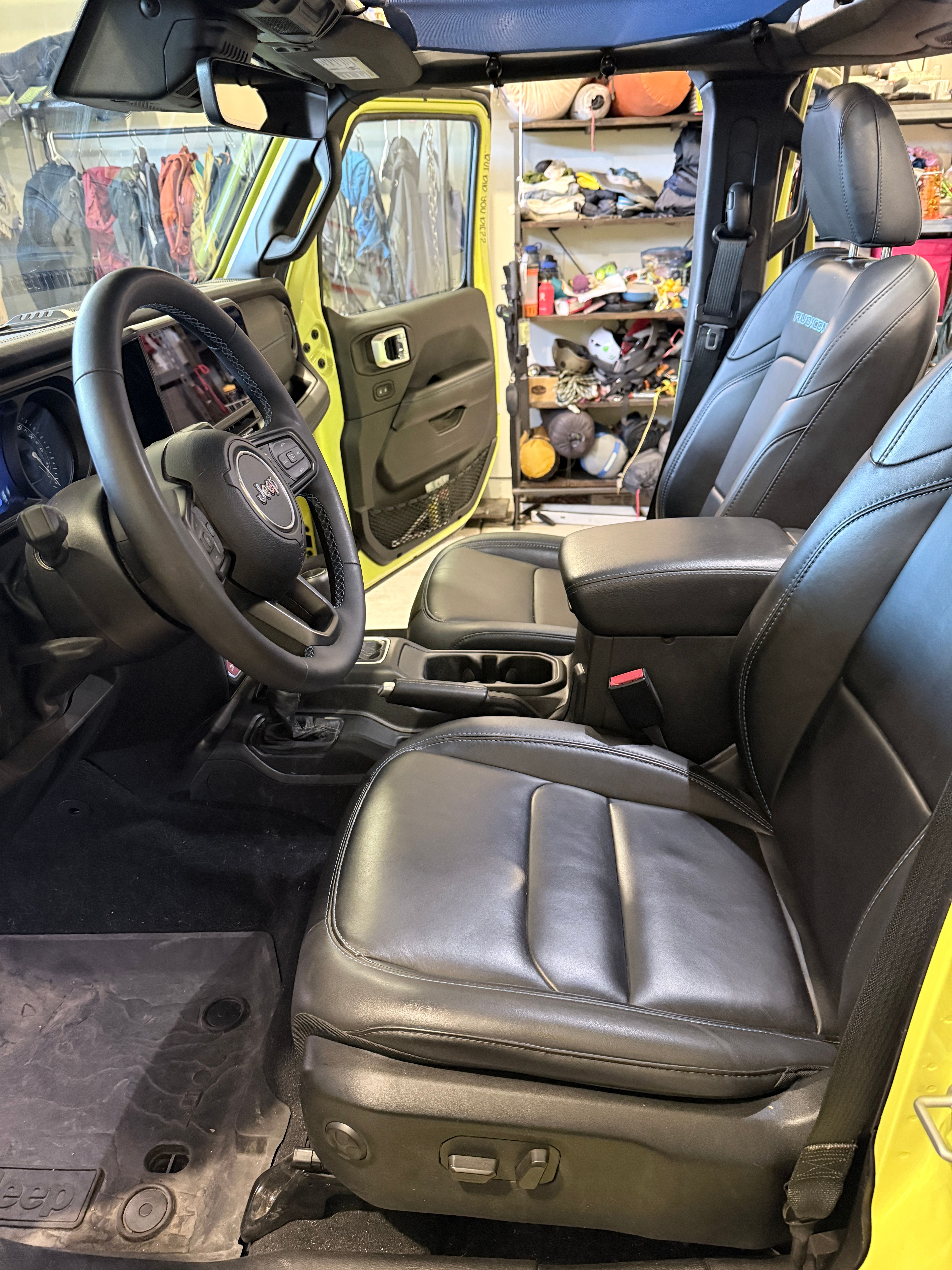 Used 2024 Jeep Wrangler Unlimited Rubicon 4xe AWD/4WD image 12