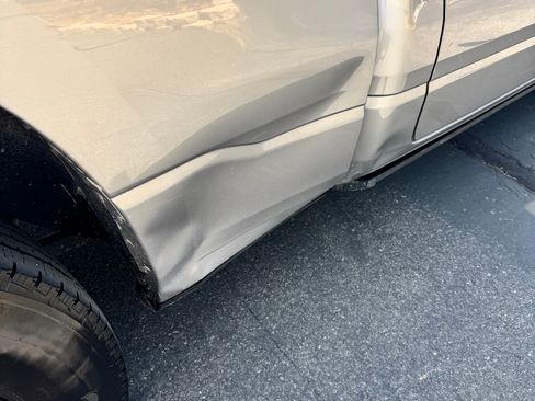 Used 2019 RAM 1500 Big Horn AWD/4WD image 14