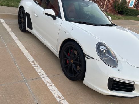 Used 2017 Porsche 911 Carrera S image 6