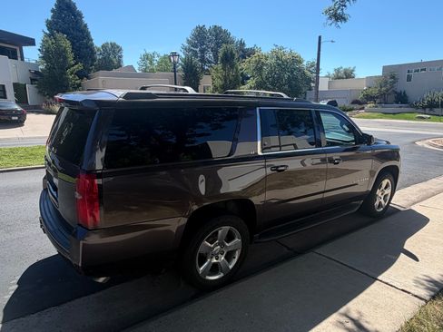 Used 2015 Chevrolet Suburban LT AWD/4WD image 1