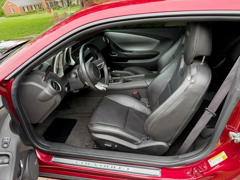 Used 2010 Chevrolet Camaro SS w/ RS Package RWD image 6
