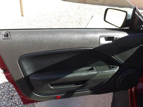 Used 2007 Ford Mustang GT Premium image 14