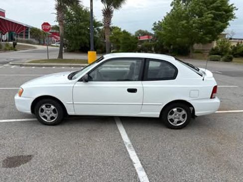 Used 2002 Hyundai Accent GS FWD image 15