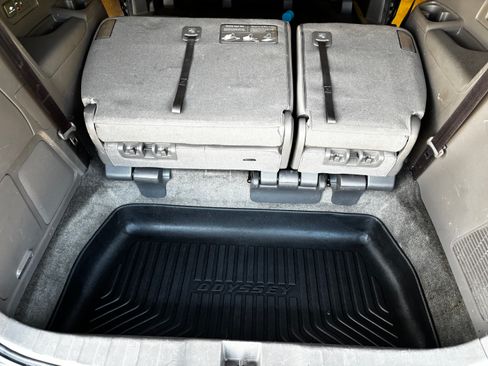 Used 2014 Honda Odyssey Touring Elite image 16