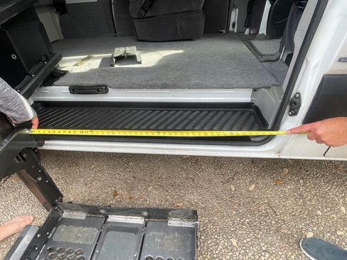 Used 2011 Mercedes-Benz Sprinter 2500 image 18