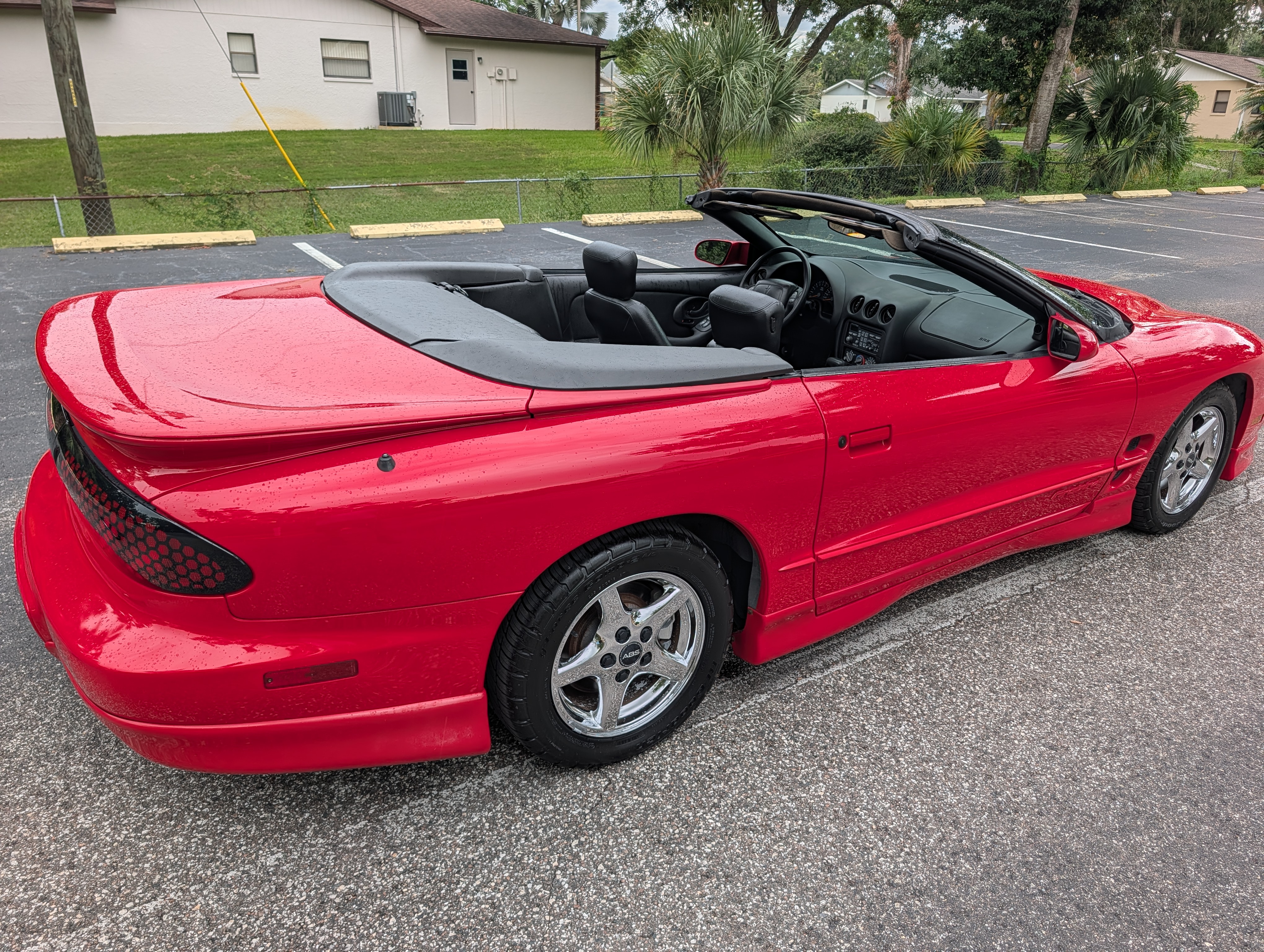Used 2002 Pontiac Firebird Convertible w/ Sport Appearance Pkg RWD image 10