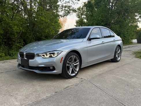 Used 2018 BMW 340i xDrive Sedan AWD/4WD image 1