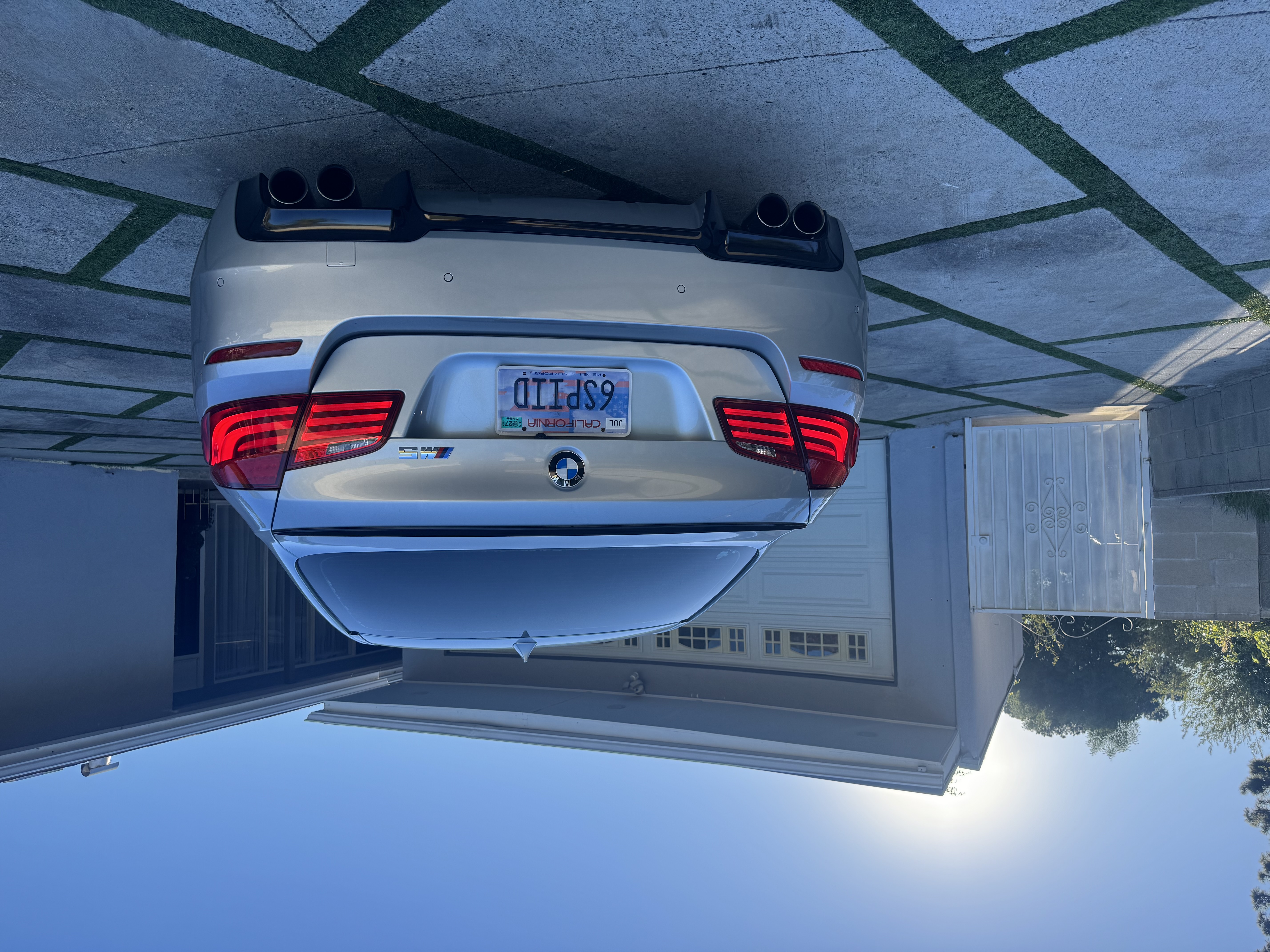 Used 2013 BMW M5 RWD image 5