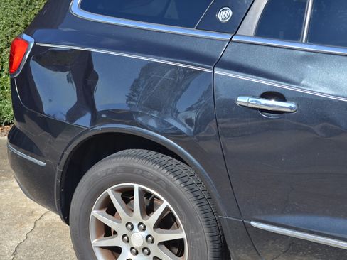 Used 2015 Buick Enclave Leather image 6