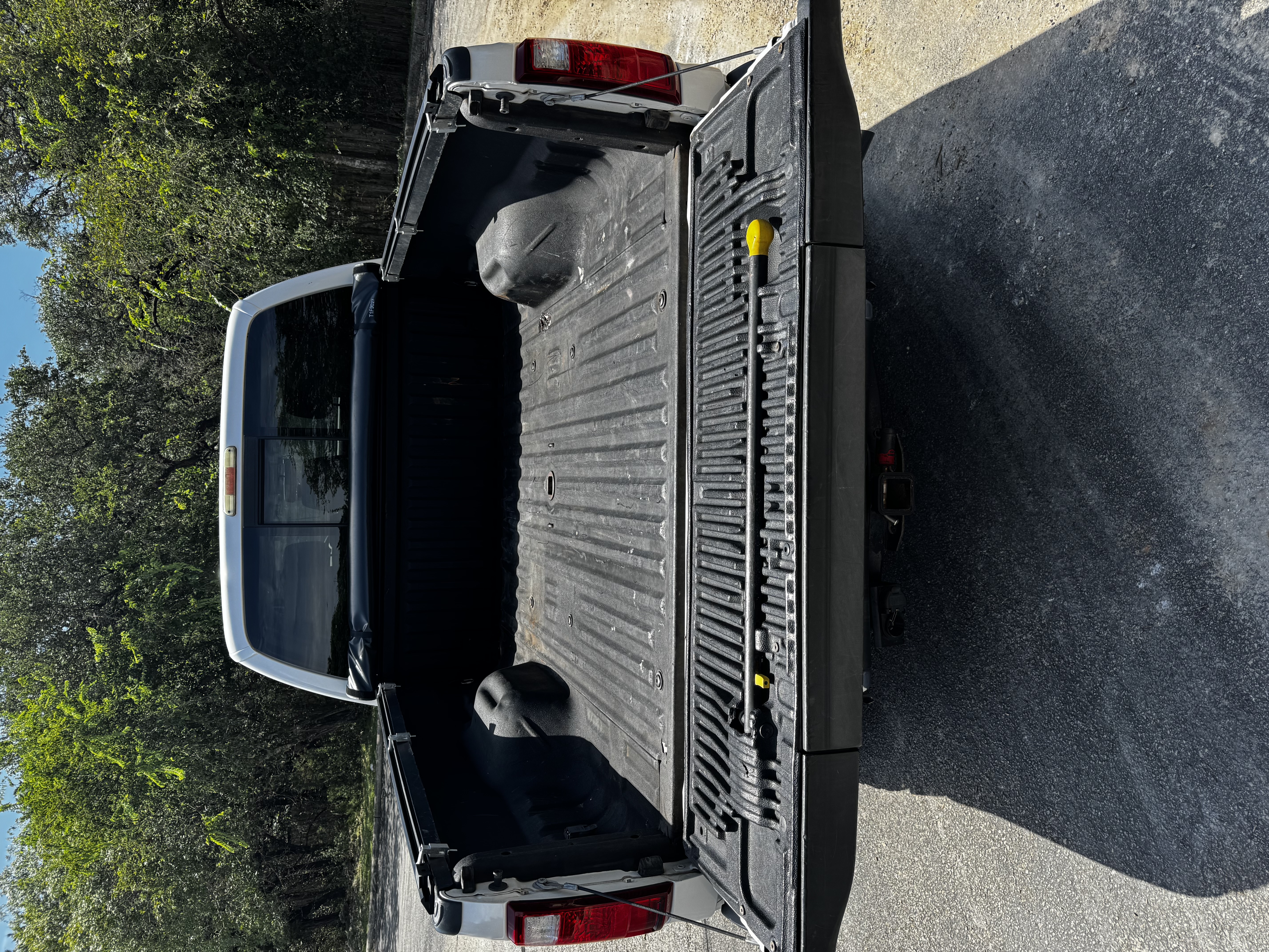 Used 2015 Ford F350 Lariat w/ Chrome Package AWD/4WD image 11