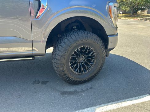 Used 2021 Ford F150 Platinum w/ Equipment Group 701A High image 5