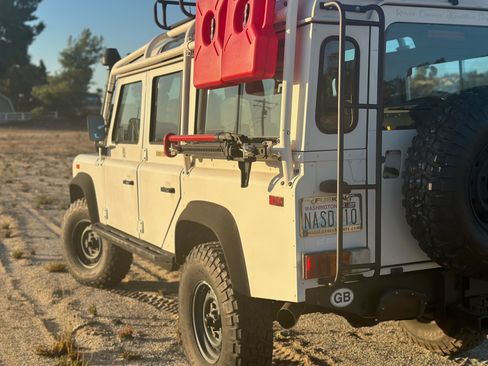 Used 1993 Land Rover Defender 110 image 10