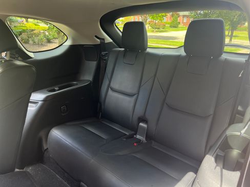 Used 2018 MAZDA CX-9 Touring w/ Touring Premium Package image 23