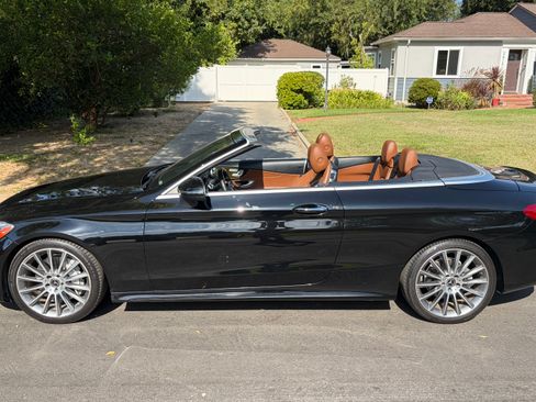 Used 2018 Mercedes-Benz C 300 Cabriolet image 4