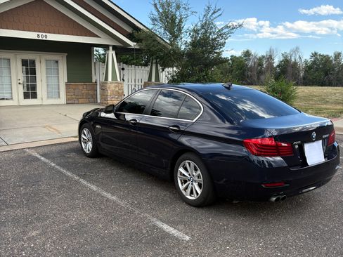 Used 2015 BMW 528i xDrive Sedan AWD/4WD image 6
