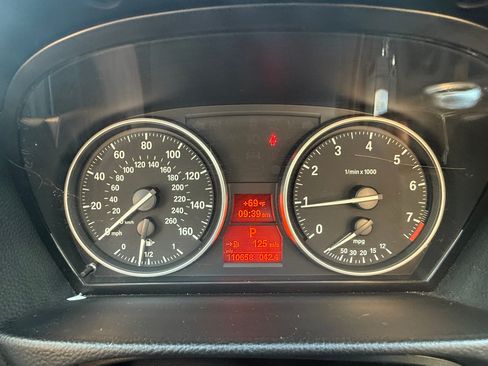 Used 2011 BMW 328i Sedan image 10