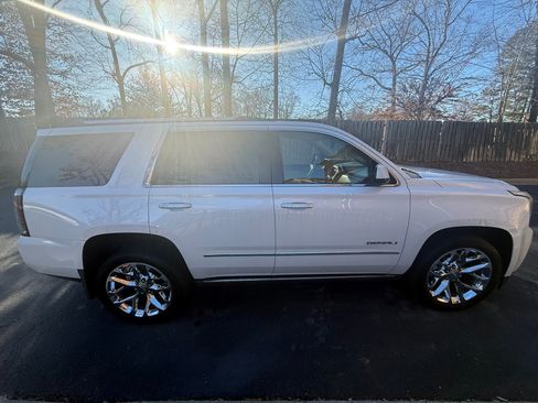 Used 2019 GMC Yukon Denali w/ Denali Ultimate Package image 5