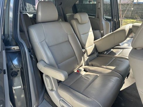 Used 2012 Honda Odyssey EX-L image 8