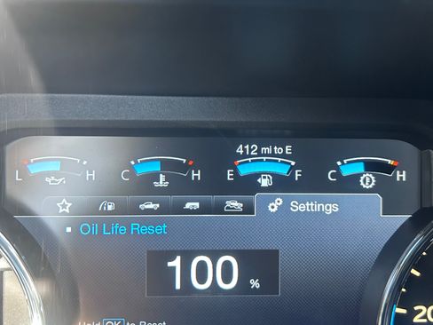 Used 2018 Ford F150 Lariat image 28