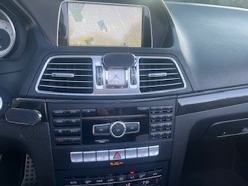 Used 2015 Mercedes-Benz E 400 Cabriolet image 15