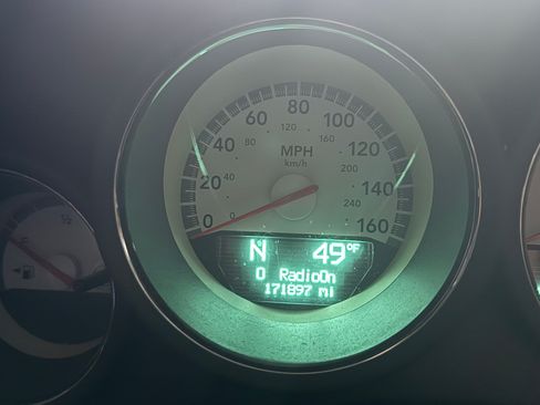 Used 2010 Dodge Charger R/T image 12