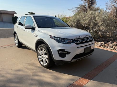 Used 2017 Land Rover Discovery Sport HSE AWD/4WD image 1