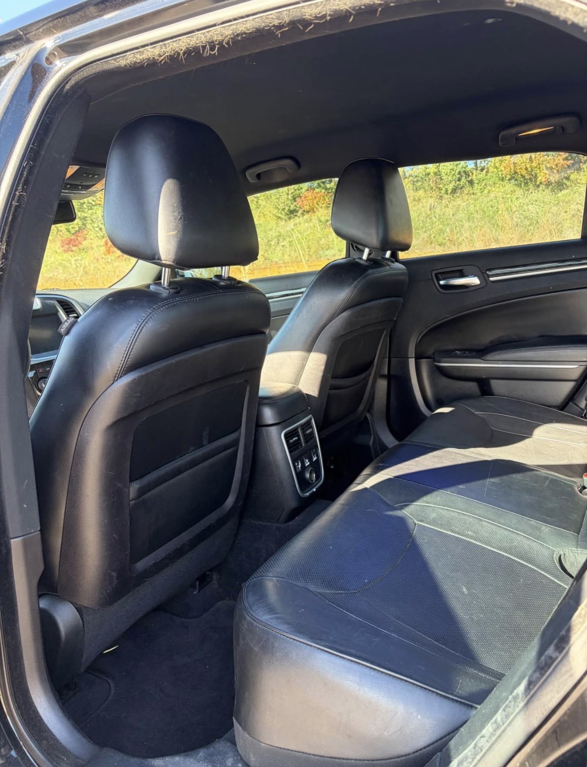 Used 2013 Chrysler 300 C RWD image 11