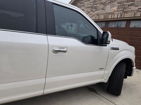 Used 2016 Ford F150 Limited image 8