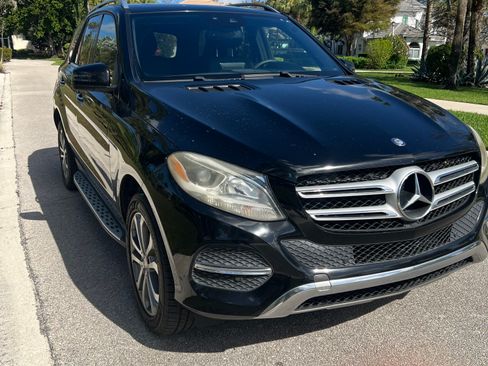 Used 2016 Mercedes-Benz GLE 350 4MATIC image 2