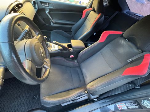 Used 2015 Scion FR-S image 27
