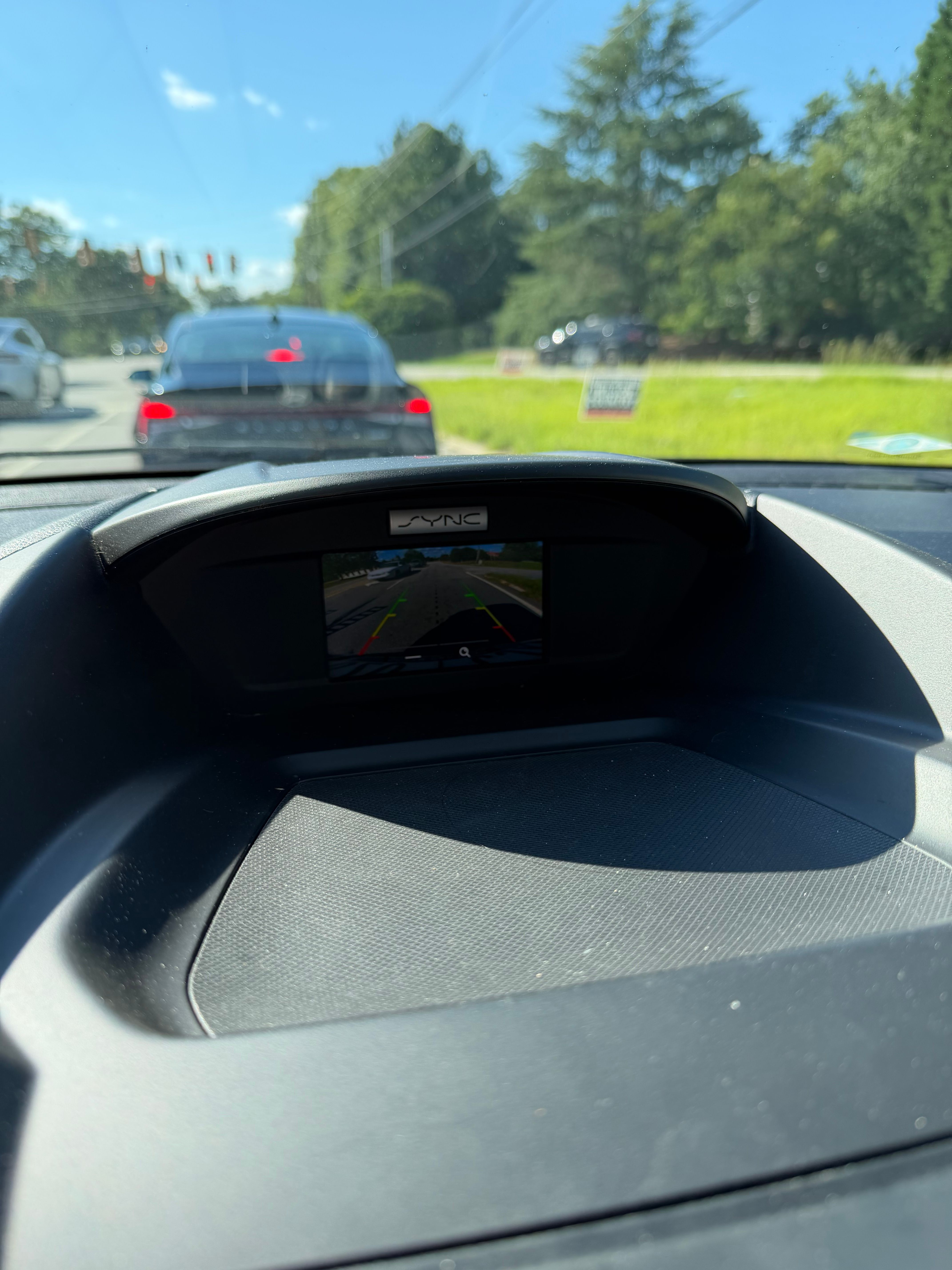 Used 2018 Ford Escape SE FWD image 8