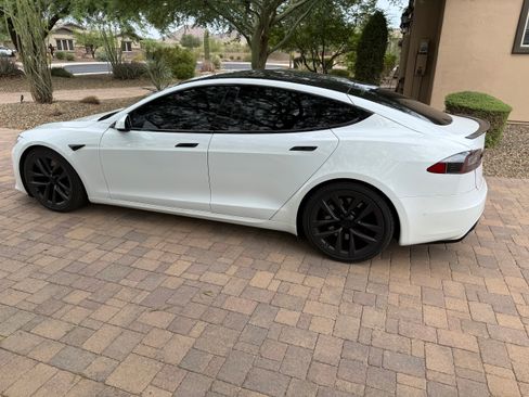 Used 2021 Tesla Model S Long Range AWD/4WD image 9