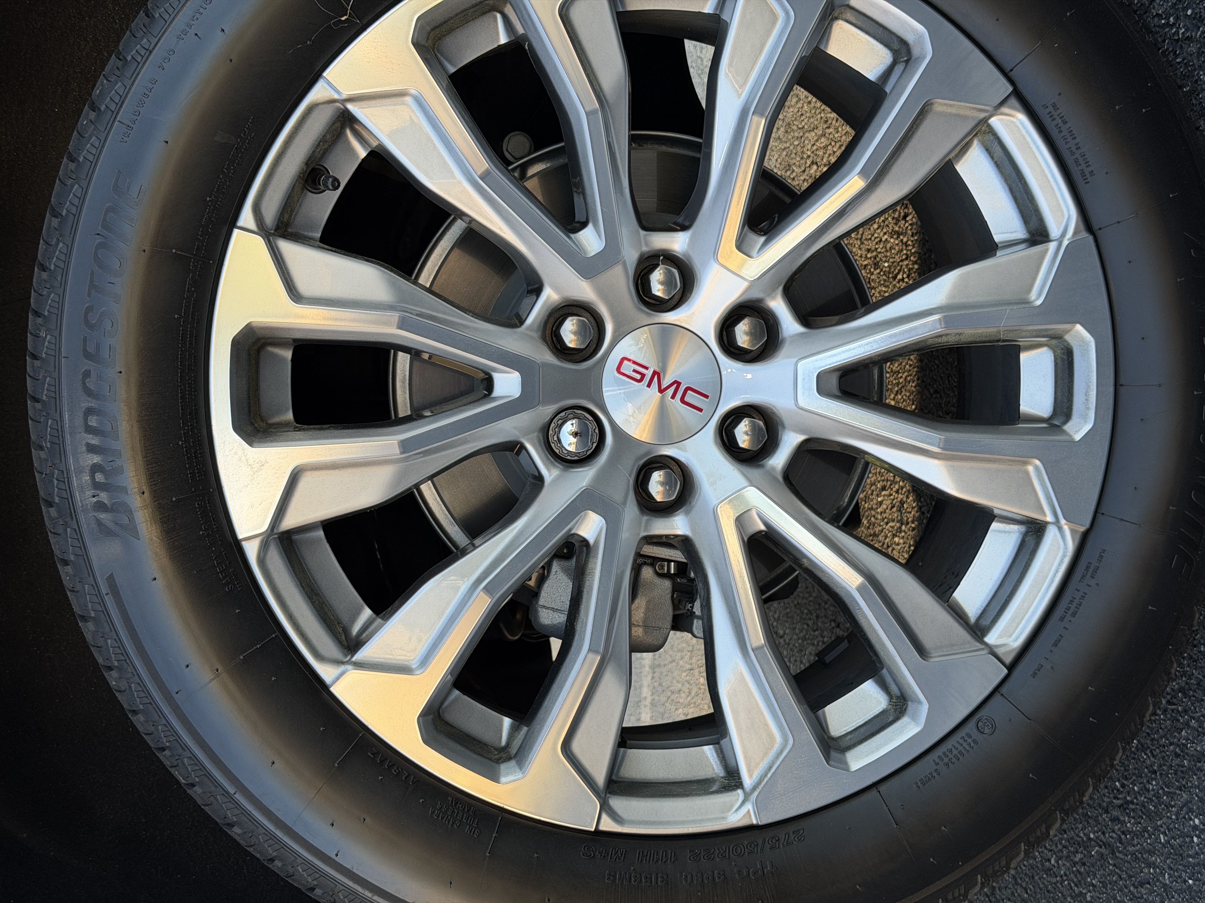 Used 2023 GMC Yukon XL Denali AWD/4WD image 12