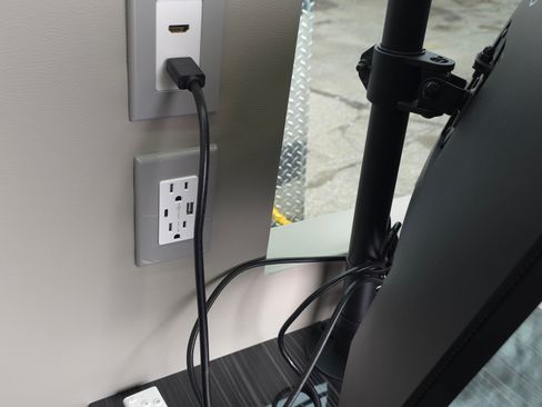 Used 2024 Mercedes-Benz Sprinter 3500 image 19