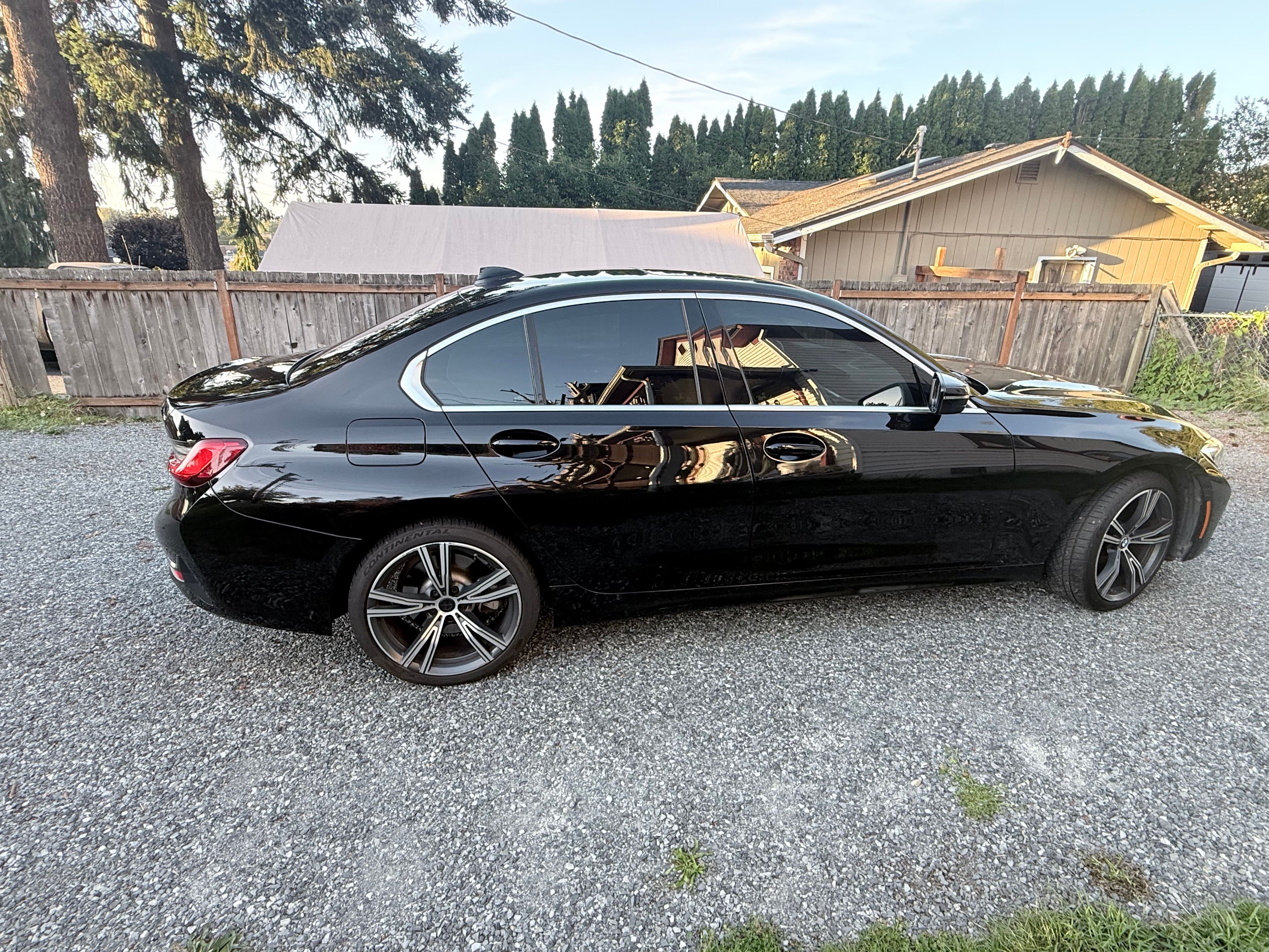 Used 2020 BMW 330i xDrive Sedan w/ Premium Package AWD/4WD image 2