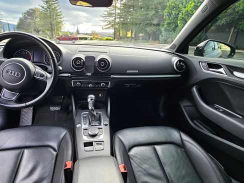 Used 2016 Audi A3 2.0T Premium image 11