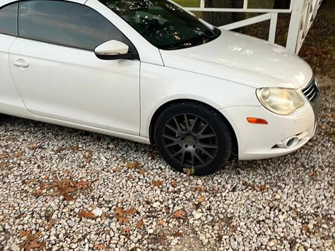 Used 2010 Volkswagen Eos Lux image 14