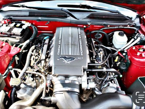 Used 2005 Ford Mustang GT image 7