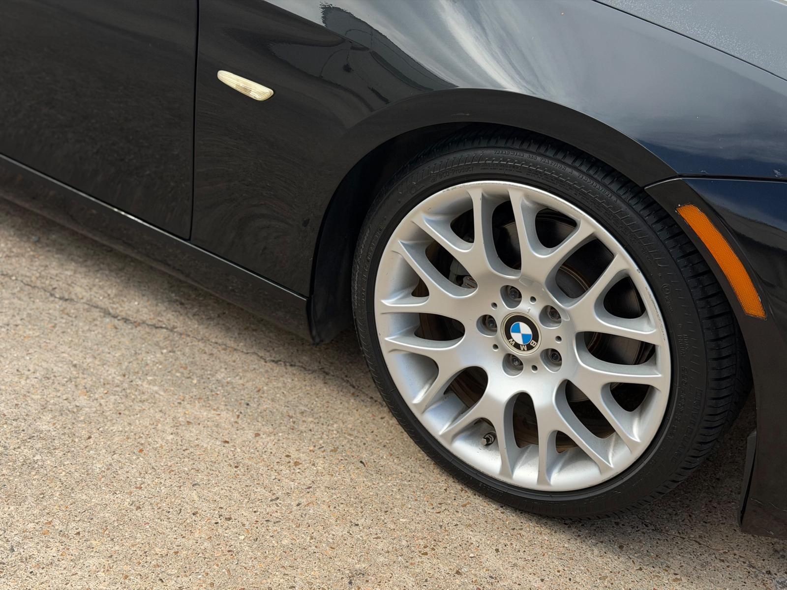 Used 2008 BMW 328i Convertible w/ Premium Pkg RWD image 4