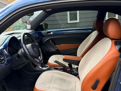 Used 2017 Volkswagen Beetle 1.8T Classic image 12