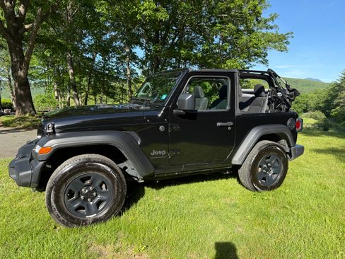Used 2023 Jeep Wrangler Sport w/ Dual Door Group (Lowers Only) AWD/4WD image 5