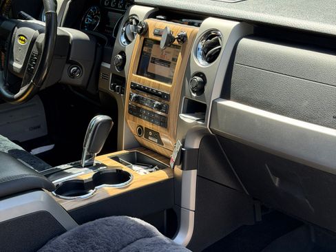 Used 2011 Ford F150 Lariat w/ Lariat Chrome Pkg AWD/4WD image 15