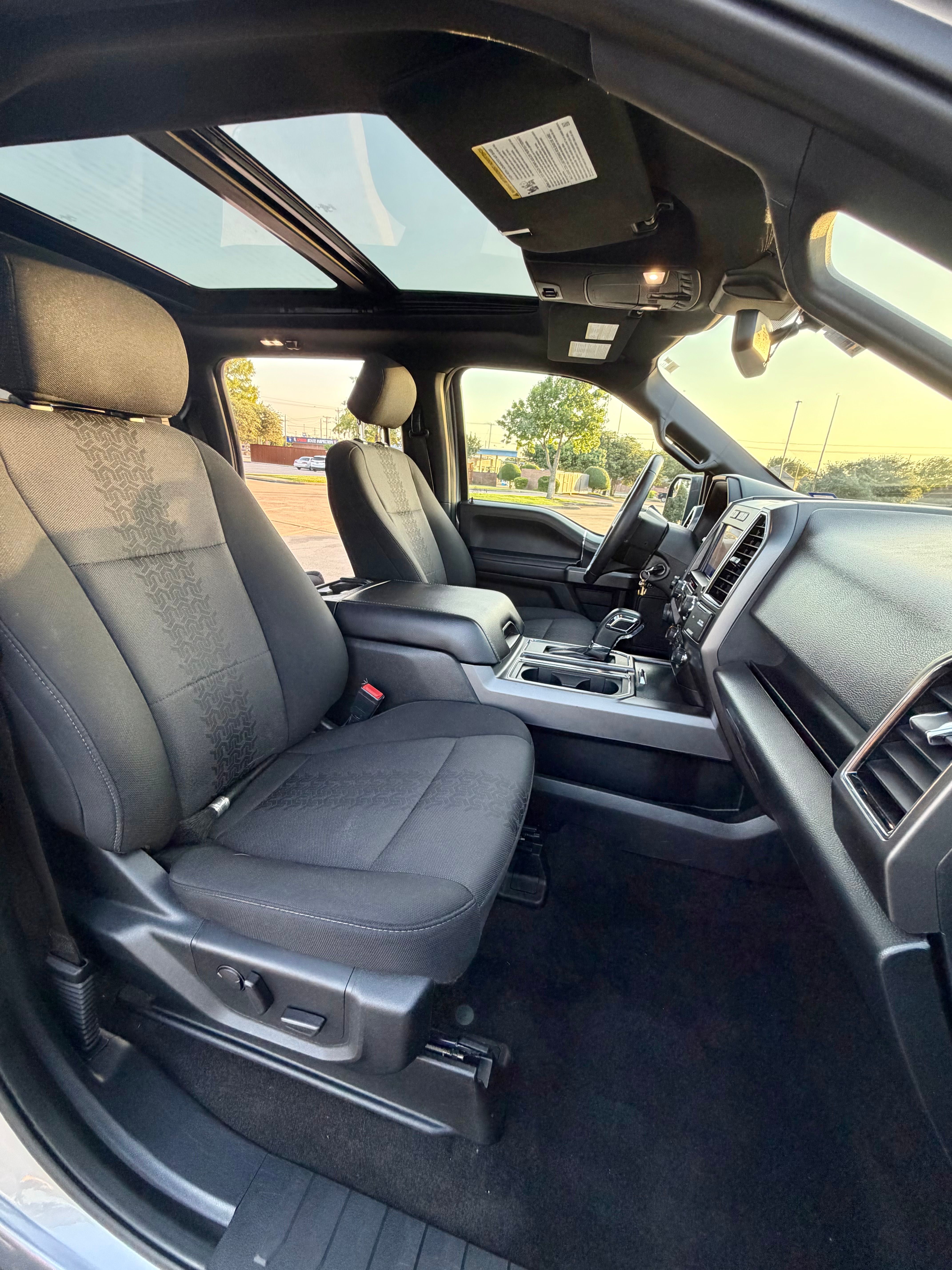 Used 2020 Ford F150 XLT w/ Equipment Group 302A Luxury AWD/4WD image 22