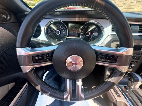 Used 2014 Ford Mustang Premium RWD image 15